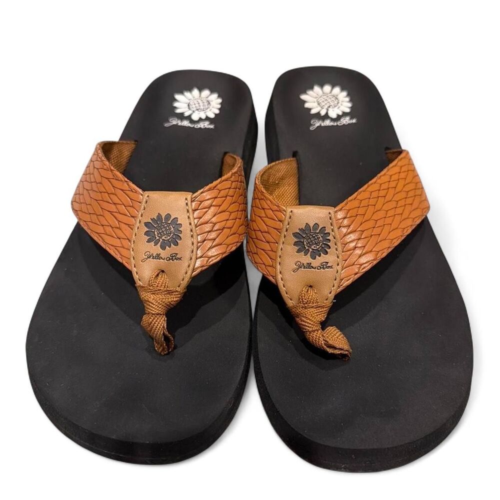 Yellow-box Women's Brown Flipflops